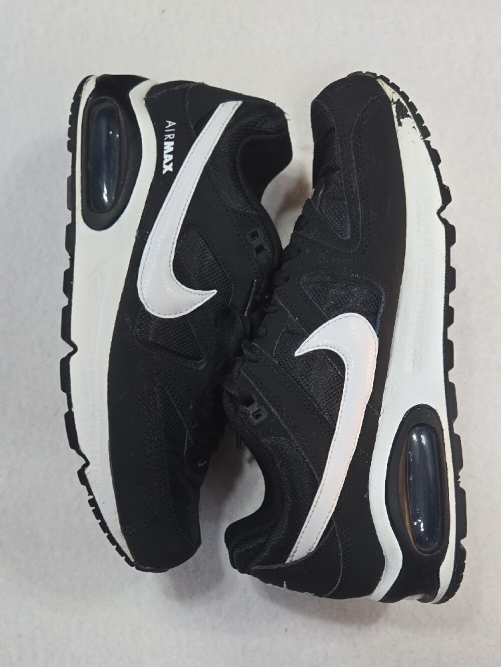 Nike Air Max Command Black and White Running Sneakers Woman's Size 9 - Picture 4 of 11